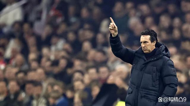 阿贾克斯客场战平对手,保住领先优势 阿贾克斯客场战平对手,保住领先优势