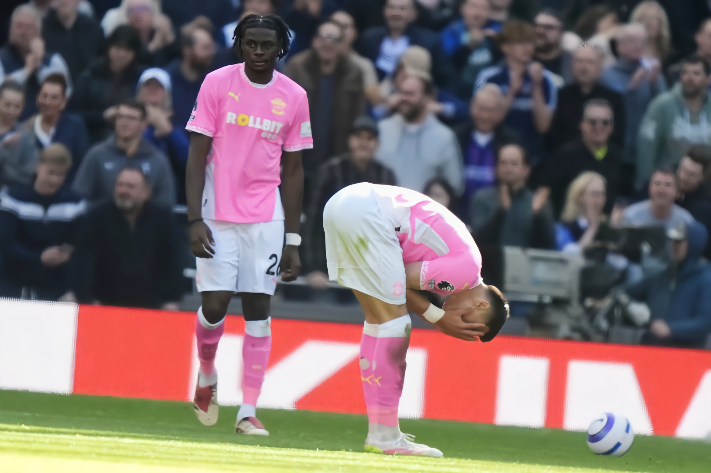 利记-利物浦客场大败南安普顿，英超榜首位置不稳