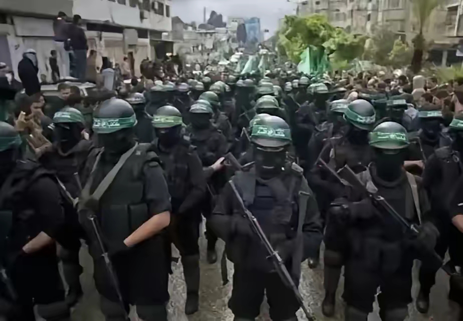 利记官网-法兰克福调整阵容，决心打破僵局