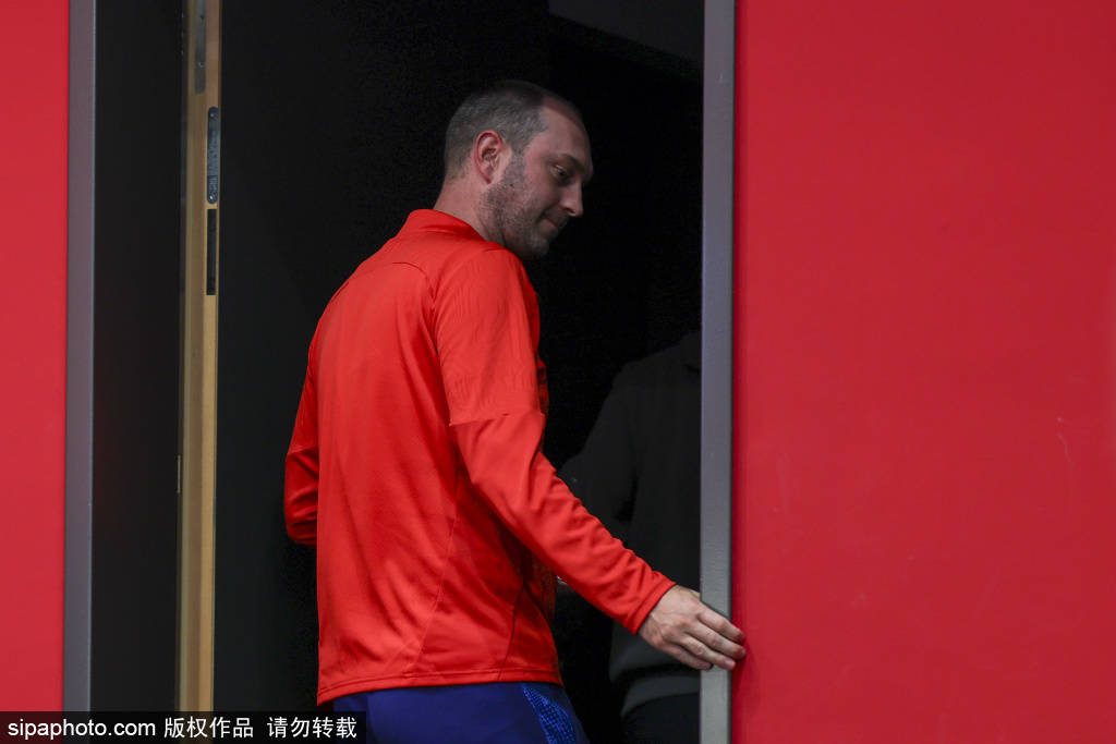 利记平台-重伤球员归来!球队晋级,主帅喜极而泣